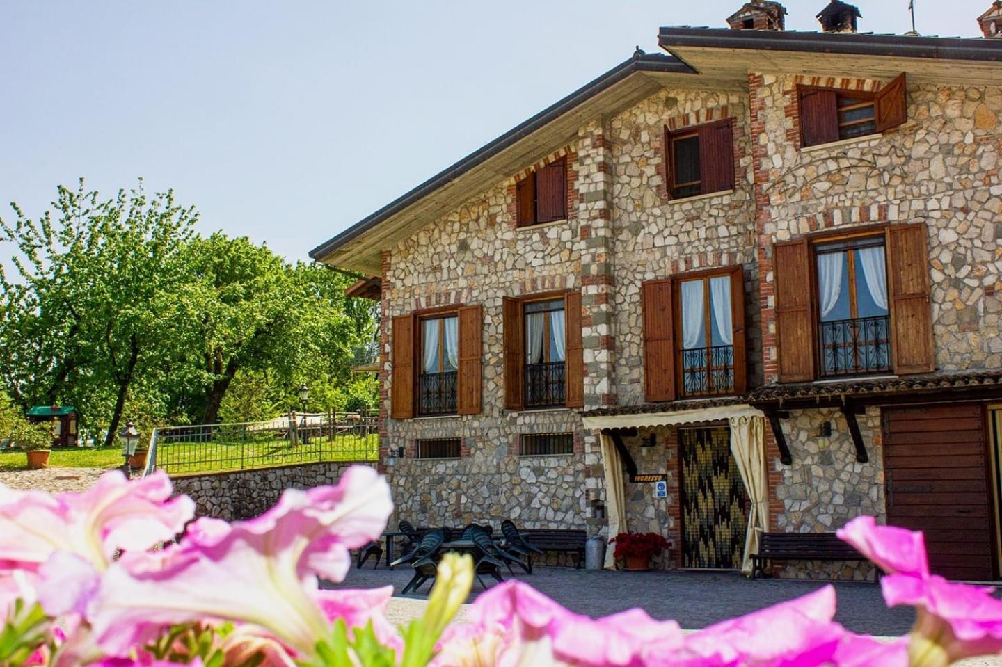 Agriturismo Il Castagneto Supino Exteriör bild