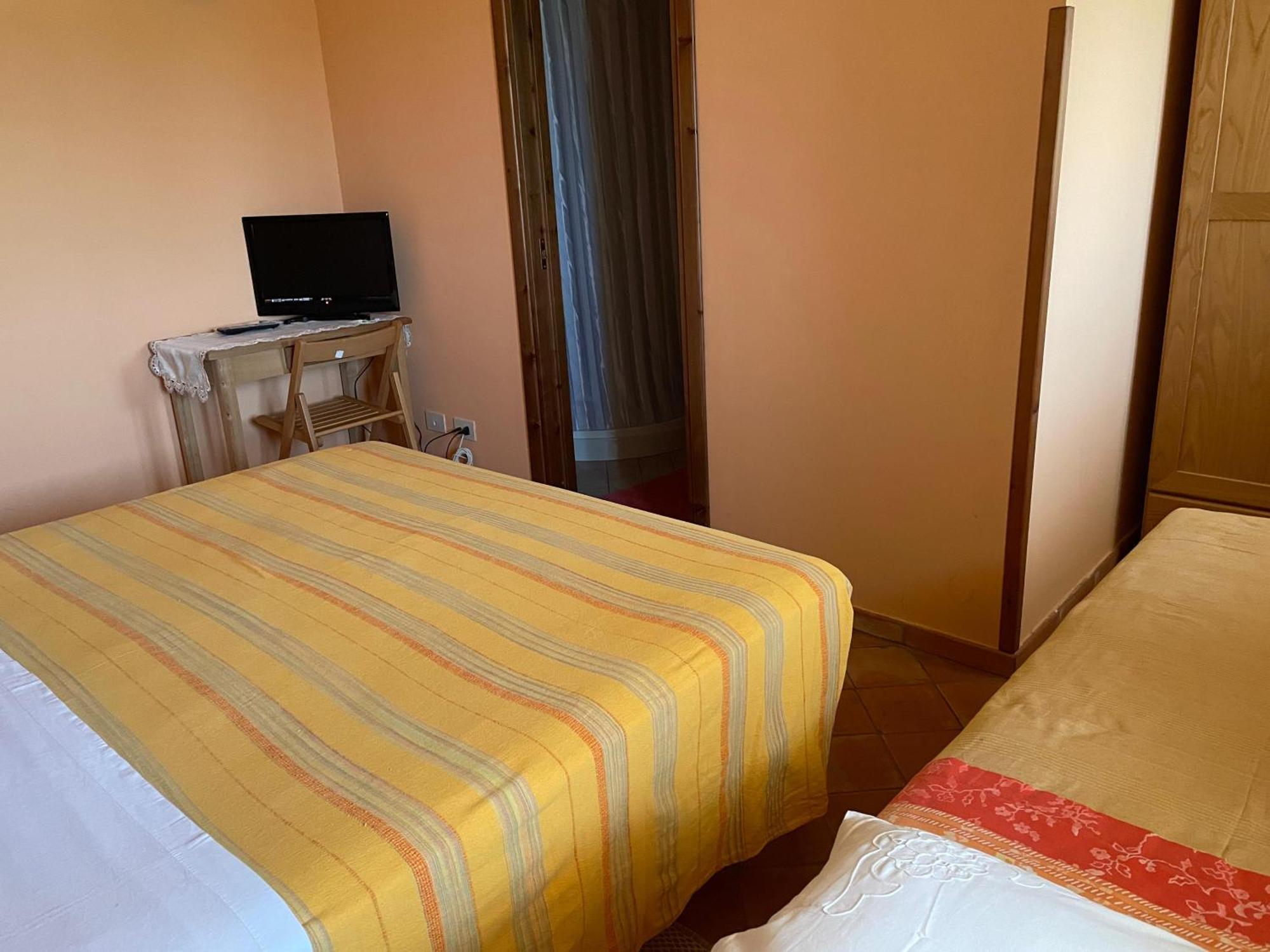 Agriturismo Il Castagneto Supino Exteriör bild